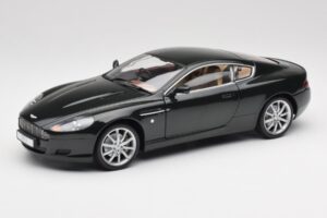 Aston Martin DB9 ブラック Solido 1:18 15025600 メタル