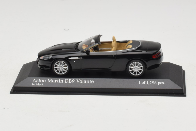 Aston Martin DB9 カブリオレ ブラック Minichamps 1:43 400137330 メタル
