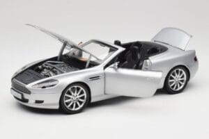 Aston Martin DB9 Volante シルバー Minichamps 1:18 150137334 メタル - 画像 2/8