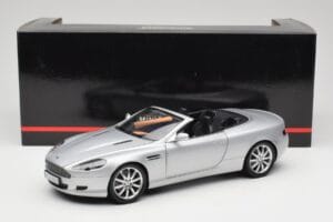Aston Martin DB9 Volante シルバー Minichamps 1:18 150137334 メタル - 画像 8/8