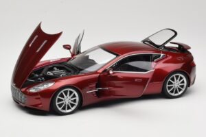 Aston Martin One-77 Diavolo Red AUTOart 1:18 70245 メタル - 画像 2/8
