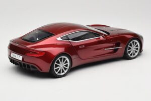 Aston Martin One-77 Diavolo Red AUTOart 1:18 70245 メタル - 画像 3/8