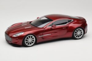 Aston Martin One-77 Diavolo Red AUTOart 1:18 70245 メタル