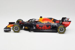 Aston Martin Red Bull Racing RB15 #33 M. Verstappen Winner Brazil GP 2019 Minichamps 1:18 110191933 メタル - 画像 3/6