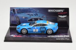 Aston Martin V12 Vantage #7 U. Bez / Porritt / R. Meaden / Mathai 24 Hours Nurburgring 2009 Minichamps 1:43 437091307 メタル