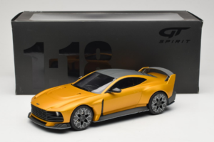 Aston Martin Valiant Auric Gold Metallic GT Spirit 1:18 GT546 レジン - 画像 6/6