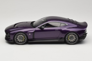 Aston Martin Valour ダークブルー GT Spirit 1:18 GT944 レジン - 画像 3/6