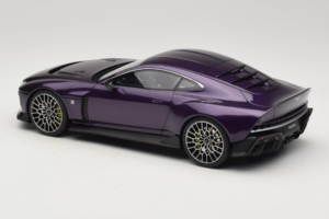 Aston Martin Valour ダークブルー GT Spirit 1:18 GT944 レジン - 画像 5/6