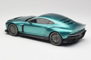 Aston Martin Valour Racing Green GT Spirit 1:18 GT480 レジン - 画像 5/6