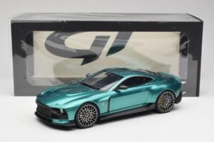 Aston Martin Valour Racing Green GT Spirit 1:18 GT480 レジン - 画像 6/6