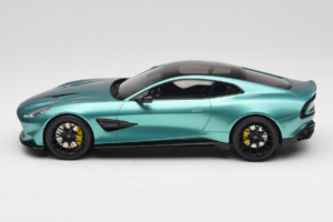 Aston Martin Vanquish Green Metallic GT Spirit 1:18 GT551 レジン - 画像 3/6