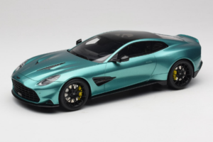 Aston Martin Vanquish Green Metallic GT Spirit 1:18 GT551 レジン