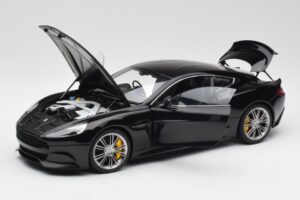 Aston Martin Vanquish オニキスブラック AUTOart 1:18 70247 メタル - 画像 2/8