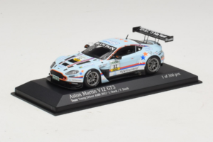 Aston Martin Vantage V12 GT3 #32 J. Stuck ADAC GT Masters 2012 Minichamps 1:43 437121332 メタル - 画像 2/5
