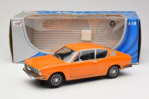 Audi 100 C1 Coupe S オレンジ Anson 1:18 30402 メタル - 画像 8/8