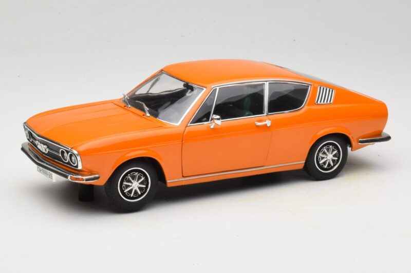 Audi 100 C1 Coupe S オレンジ Anson 1:18 30402 メタル
