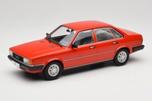 Audi 80 B2 GLS レッド MCG 1:18 MCG18526 メタル