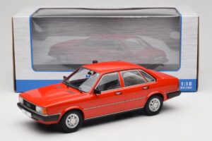 Audi 80 B2 GLS レッド MCG 1:18 MCG18526 メタル - 画像 6/6