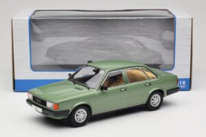 Audi 80 B2 グリーン MCG 1:18 MCG18525 メタル - 画像 6/6
