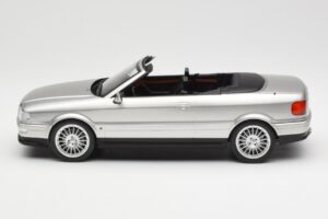 Audi 80 B3 カブリオレ シルバー MCG 1:18 MCG18373 メタル - 画像 3/6