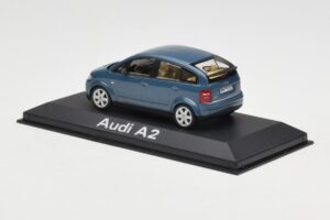 Audi A2 Blue Metallic Minichamps 1:43 20022200748005 メタル - 画像 3/4