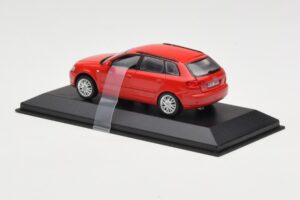 Audi A3 8P Sportback レッド Minichamps 1:43 5010403023 メタル - 画像 3/4