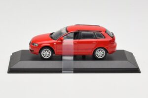 Audi A3 8P Sportback レッド Minichamps 1:43 5010403023 メタル