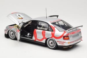 Audi A4 B5 #3 F. Biela DTM World Champion 1995 UT Models 1:18 39542 メタル - 画像 5/8