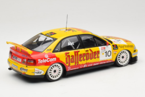 Audi A4 B5 STW #10 C. Abt Abt Sportsline STW Champion 1999 UT Models 1:18 39971 メタル - 画像 3/8