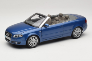 Audi A4 B6 カブリオレ ブルー Norev 1:18 5010504325 メタル