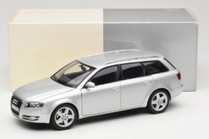 Audi A4 B7 3.2 Quattro Avant シルバー Minichamps 1:18 5010404215 メタル - 画像 8/8