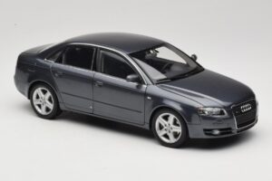 Audi A4 B7 グレー メタリック Minichamps 1:18 100014400 メタル - 画像 6/8