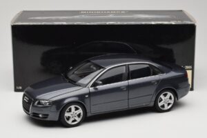 Audi A4 B7 グレー メタリック Minichamps 1:18 100014400 メタル - 画像 8/8