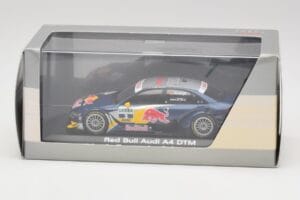 Audi A4 B8 #2 Red Bull M. Tomczyk DTM 2008 Minichamps 1:43 5020800133 メタル - 画像 4/4