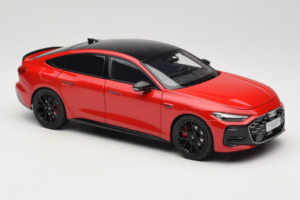 Audi A5L Sportback レッド OEM 1:18 ZAM60004A メタル - 画像 6/8