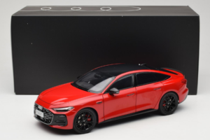 Audi A5L Sportback レッド OEM 1:18 ZAM60004A メタル - 画像 8/8