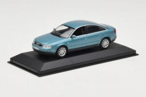 Audi A6 C5 ライトブルー Minichamps 1:43 AUDI004 メタル - 画像 2/4
