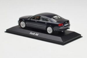Audi A8 D3 Mauritius ブルー Metallic Minichamps 1:43 5010508123 メタル - 画像 3/4