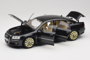 Audi A8 D3 W12 ブラック Kyosho 1:18 5010508135 メタル - 画像 2/8