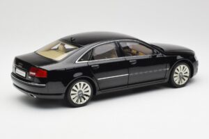 Audi A8 D3 W12 ブラック Kyosho 1:18 09212BK メタル - 画像 3/8