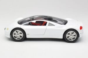 Audi Avus Quattro Alpine White Revell 1:18 08913 メタル - 画像 4/8