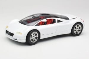 Audi Avus Quattro Alpine White Revell 1:18 08913 メタル