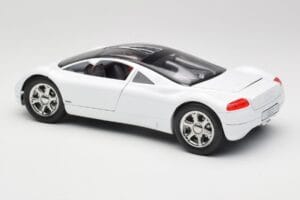 Audi Avus Quattro Alpine White Revell 1:18 08913 メタル - 画像 7/8