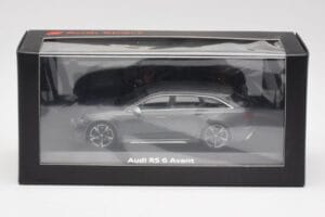 Audi RS6 C8 Avant グレー メタリック Minichamps 1:43 5012016231 メタル - 画像 4/4