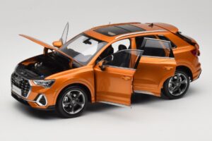 Audi Q3 F3 Orange Metallic Paudi Model 1:18 05962Q32019 メタル - 画像 2/8