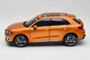 Audi Q3 F3 Orange Metallic Paudi Model 1:18 05962Q32019 メタル - 画像 4/8
