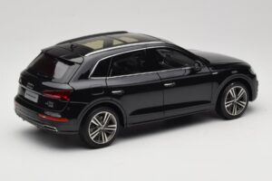 Audi Q5L FY ブラック Paudi Model 1:18 26732 メタル - 画像 3/8
