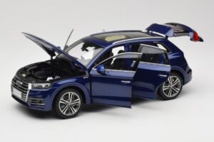 Audi Q5L FY ブルー Paudi Model 1:18 33729 メタル - 画像 2/8