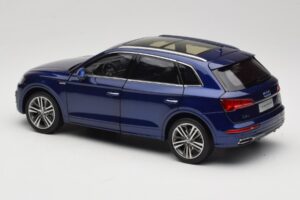 Audi Q5L FY ブルー Paudi Model 1:18 33729 メタル - 画像 7/8