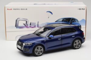 Audi Q5L FY ブルー Paudi Model 1:18 33729 メタル - 画像 8/8